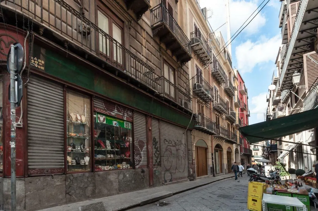 Kasavucciria Apartments باليرمو